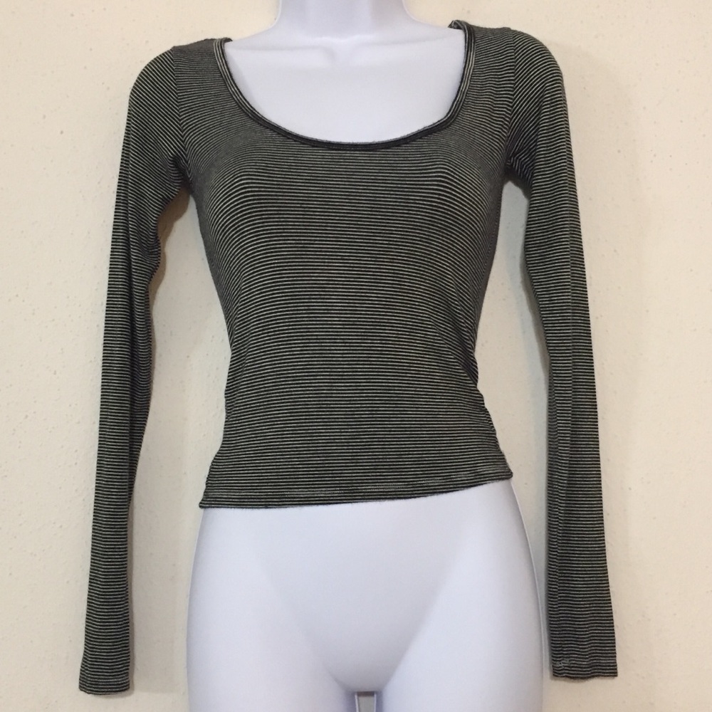 礪 AMERICAN EAGLE OUTFITTERS XS LONG SLEEVE TOP